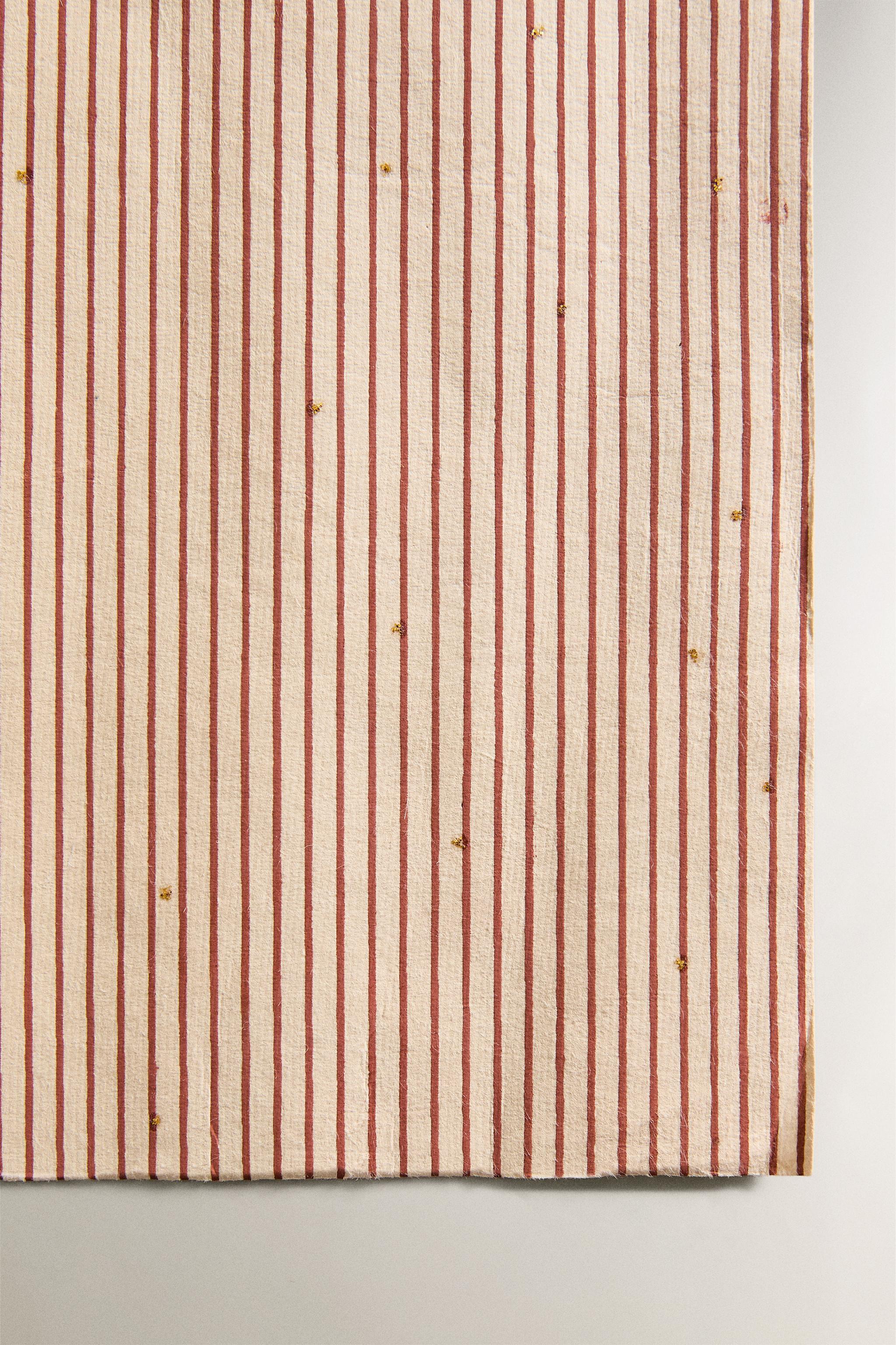 CHRISTMAS STRIPED WRAPPING PAPER